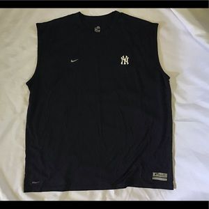 Nike Dri Fit MLB Yankees